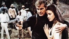 <b>第三代007英国演员罗杰·摩尔病逝 享年89岁</b>